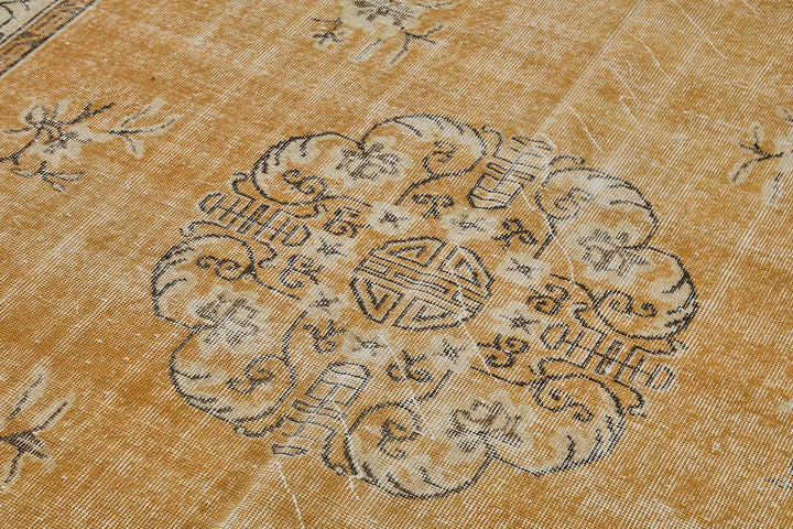 7x10 Hand-Knotted Turkish Vintage Rug - 50818
