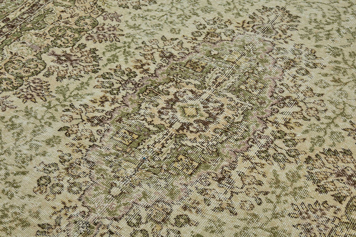 7x11 Hand-Knotted Turkish Vintage Rug - 50819