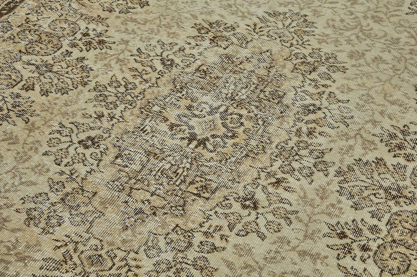 7x11 Hand-Knotted Turkish Vintage Rug - 50823