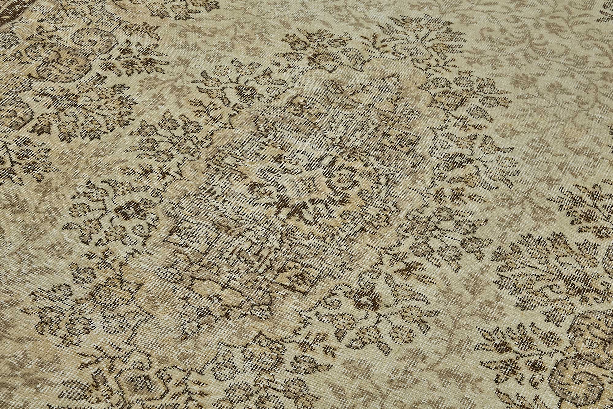 7x11 Hand-Knotted Turkish Vintage Rug - 50823