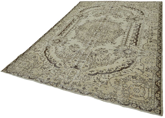 7x10 Hand-Knotted Turkish Vintage Rug - 50824