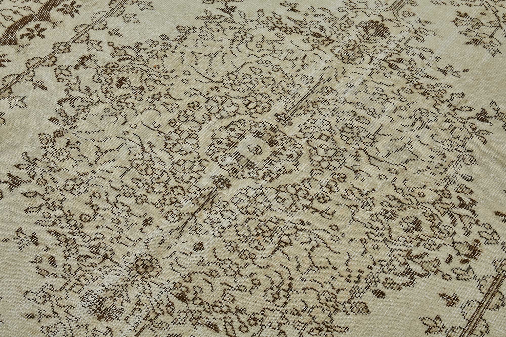 7x10 Hand-Knotted Turkish Vintage Rug - 50824