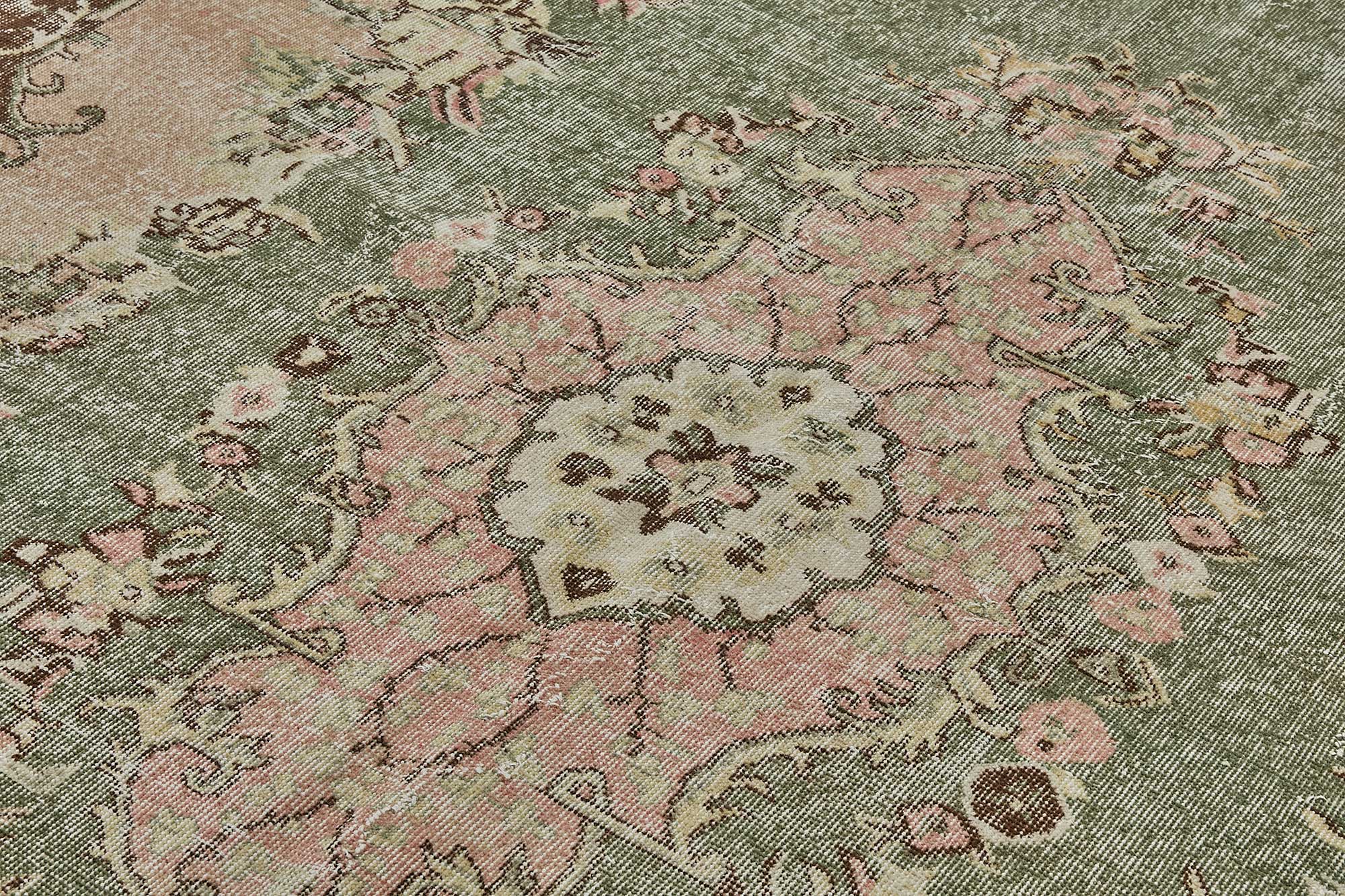 7x10 Hand-Knotted Turkish Vintage Rug - 50830