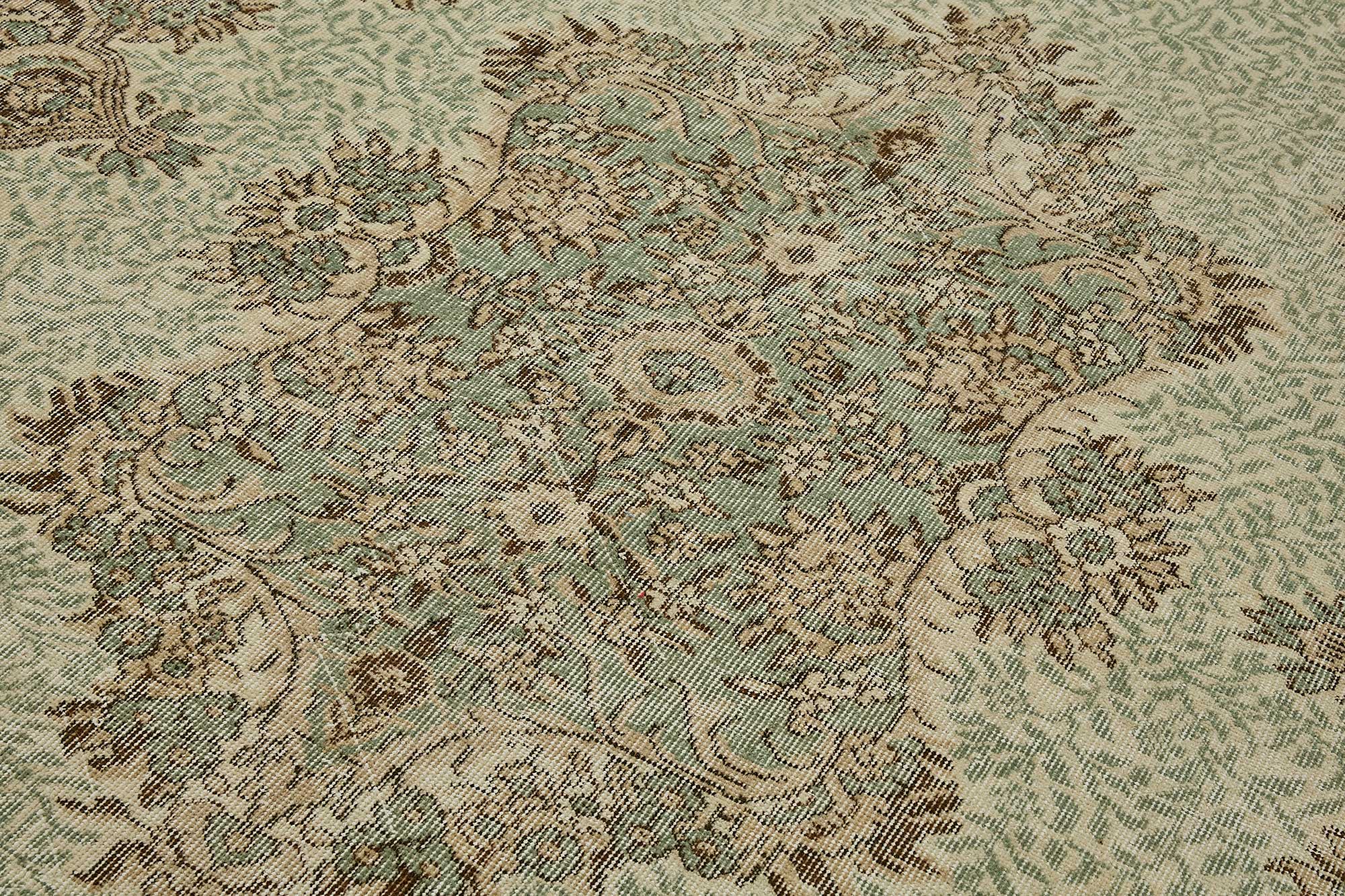 7x10 Hand-Knotted Turkish Vintage Rug - 50833
