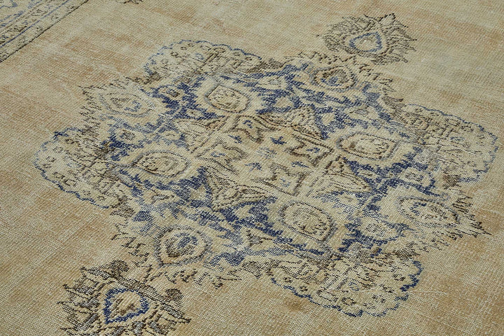 7x11 Hand-Knotted Turkish Vintage Rug - 50834