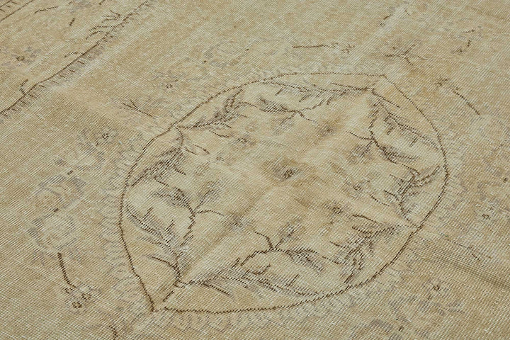 7x11 Hand-Knotted Turkish Vintage Rug - 50840