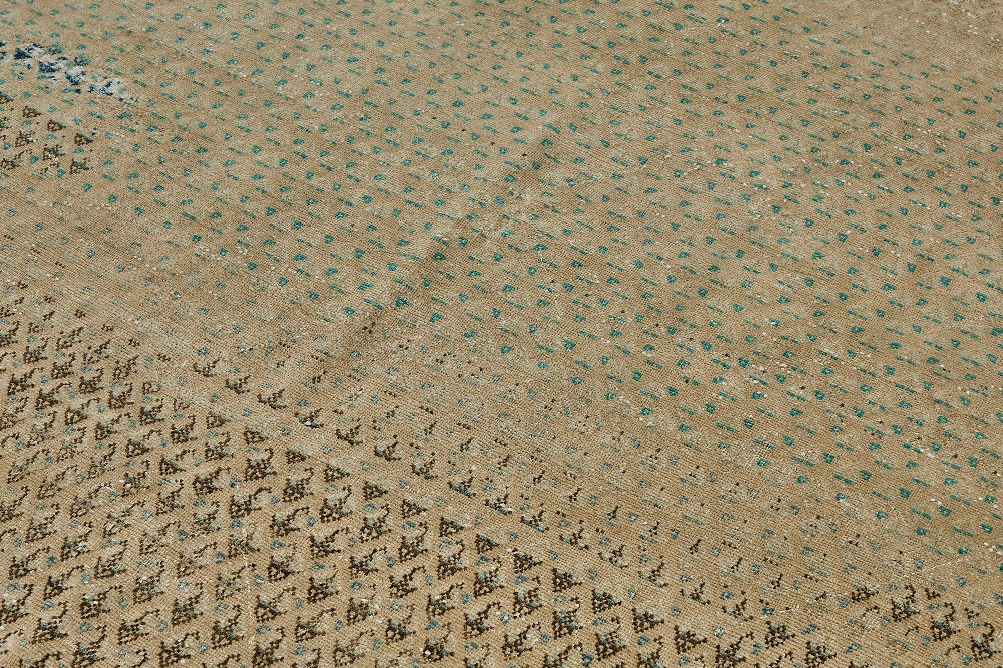 7x10 Hand-Knotted Vintage Rug - 51016