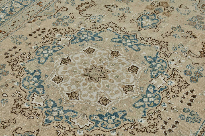 7x9 Hand-Knotted Vintage Rug - 51017