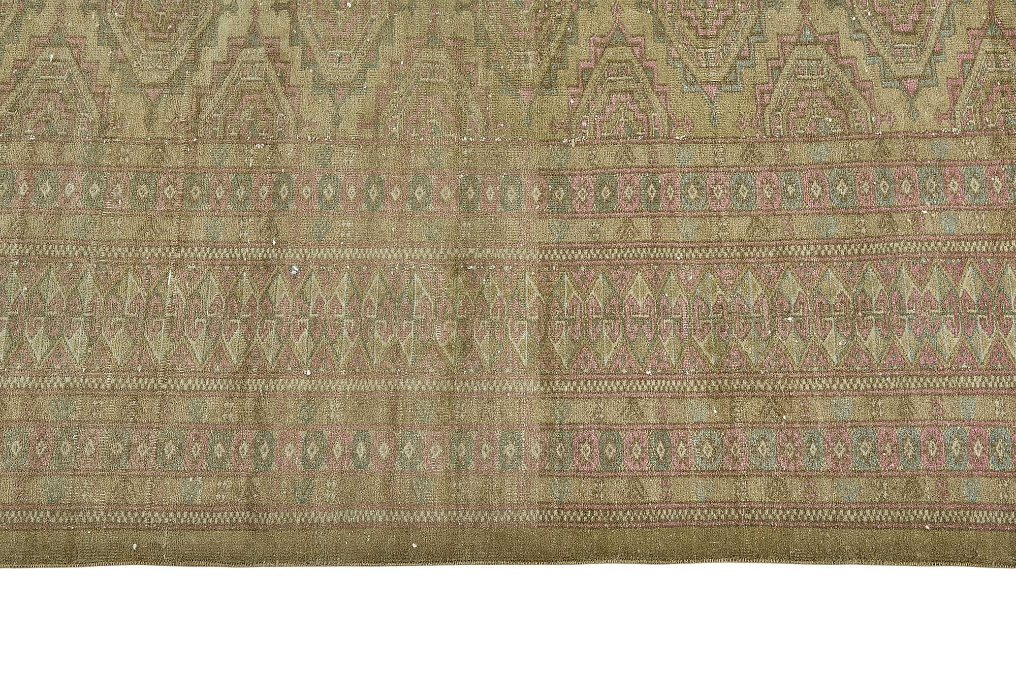 7x10 Hand-Knotted Vintage Rug - 51018