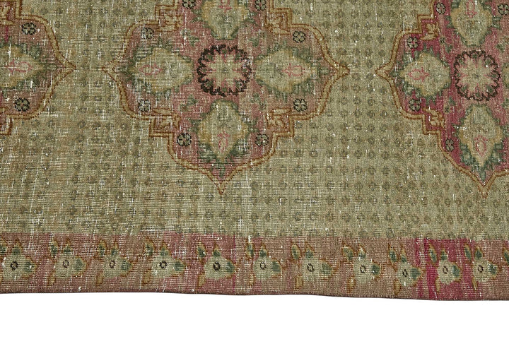 7x10 Hand-Knotted Vintage Rug - 51023