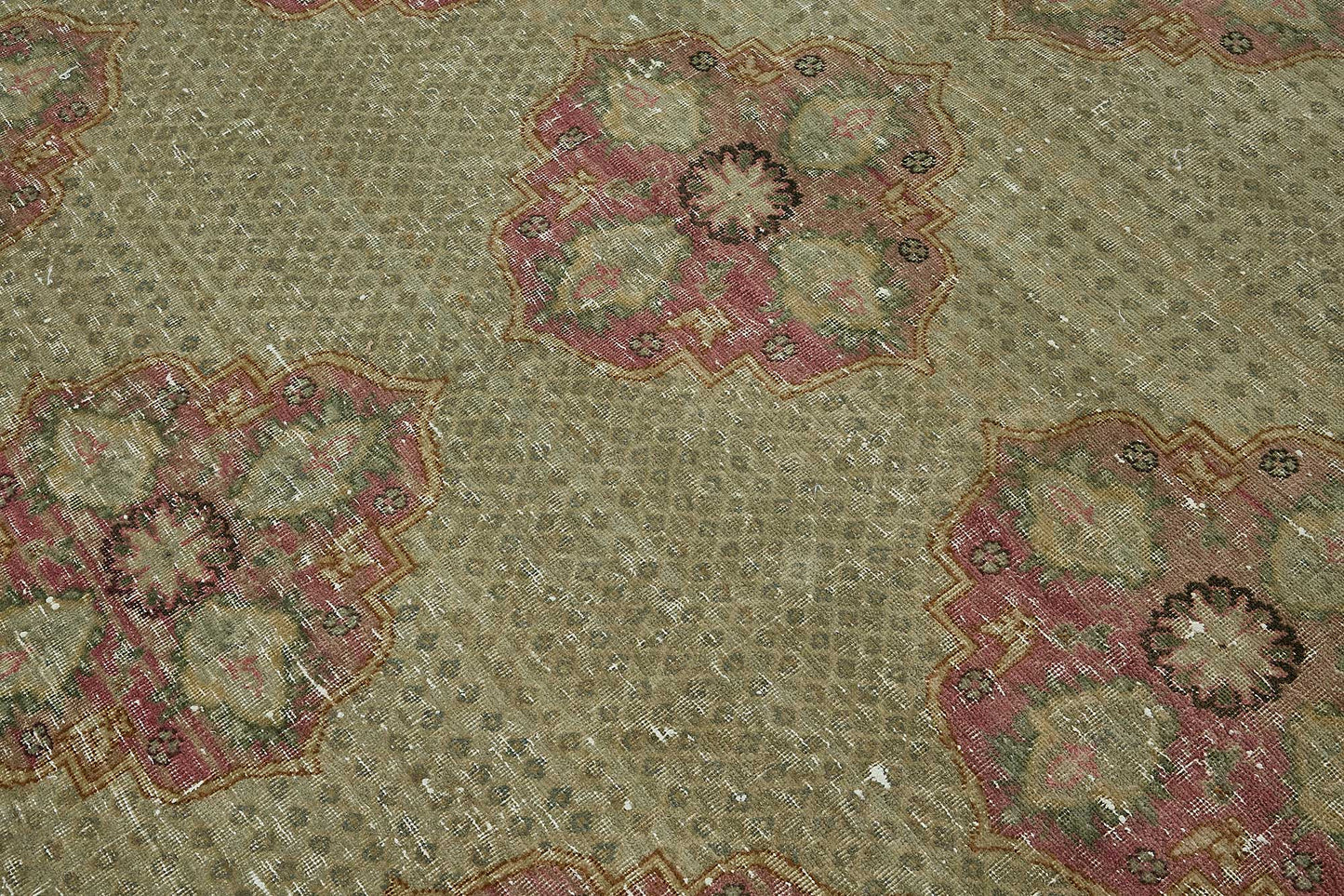7x10 Hand-Knotted Vintage Rug - 51023