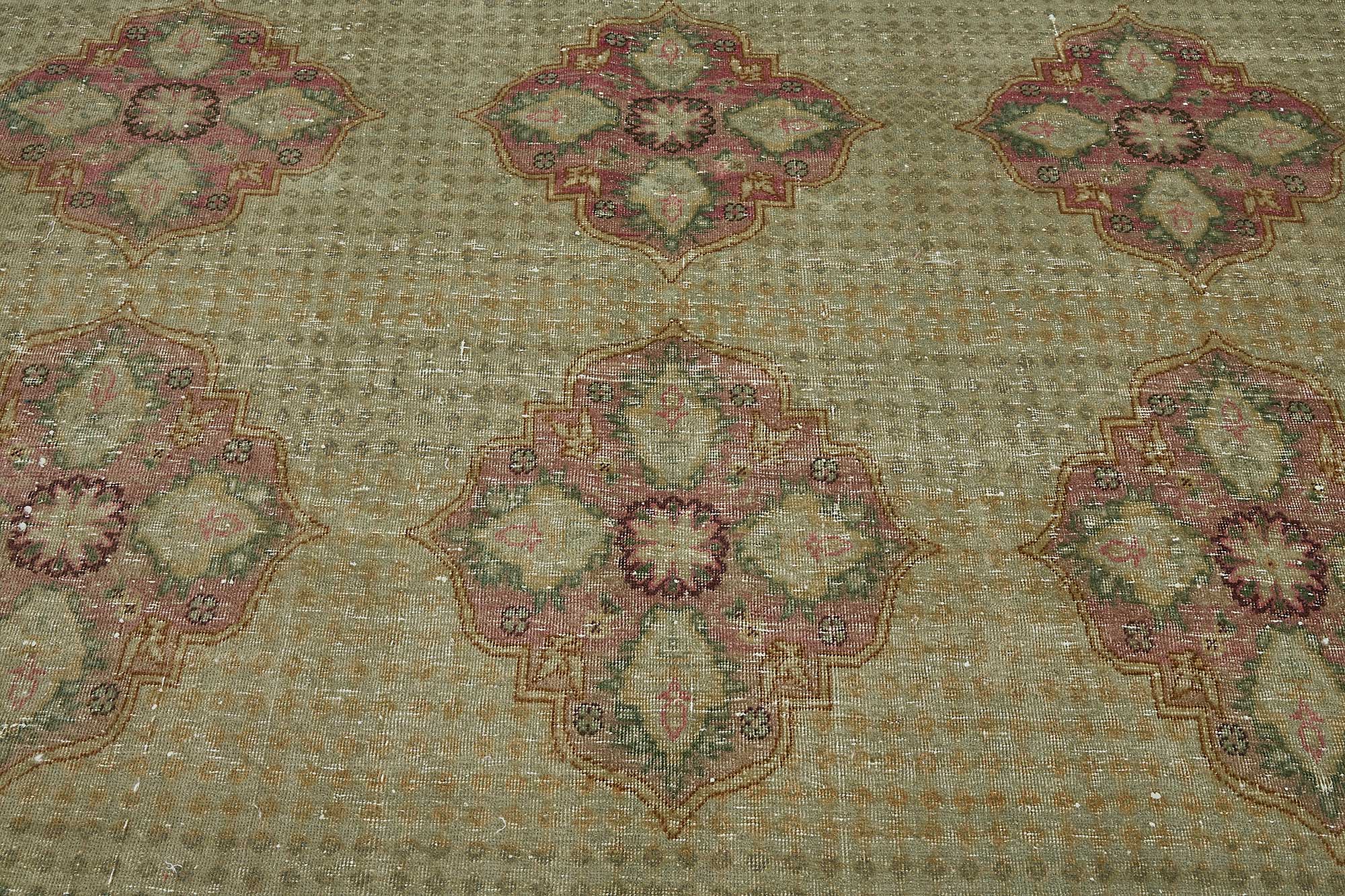 7x10 Hand-Knotted Vintage Rug - 51023