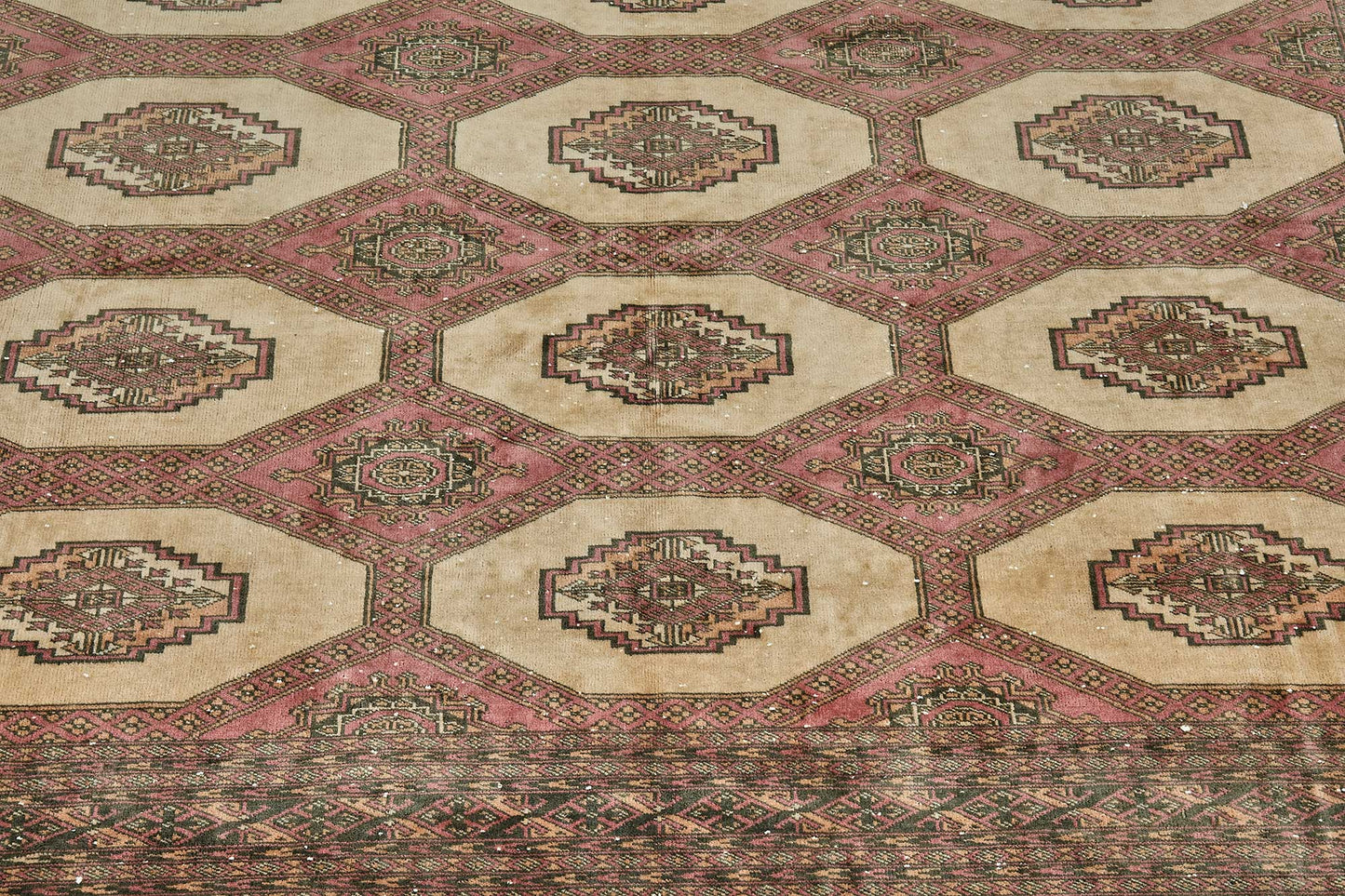 7x10 Hand-Knotted Vintage Rug - 51026
