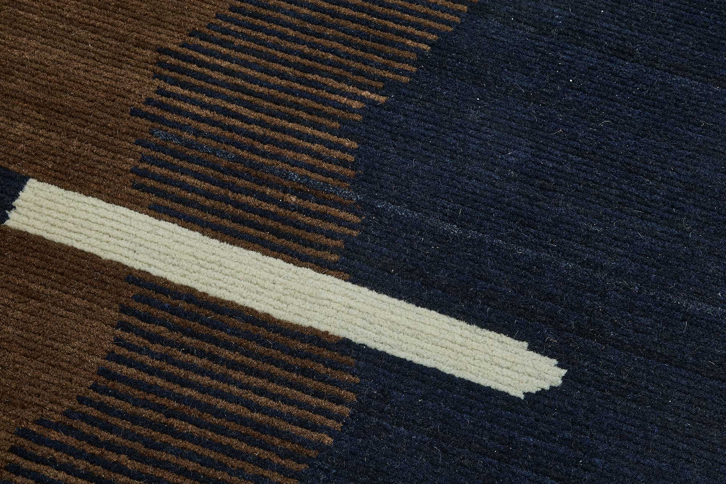4x10 Hand-Loomed Oushak Rug - 51143
