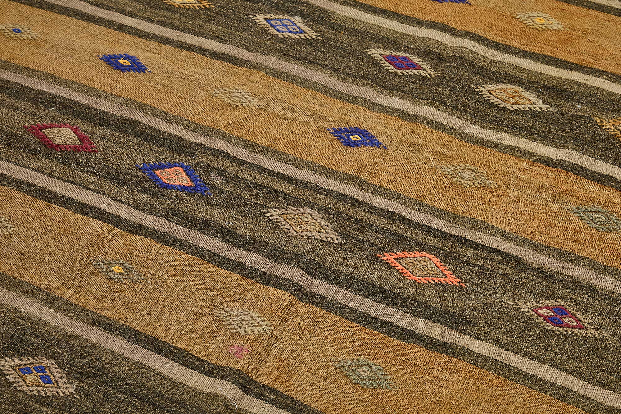 5x9 Vintage Turkish Goat Hair Kilim Rug - 51249