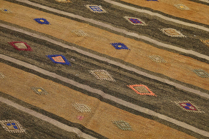 5x9 Vintage Turkish Goat Hair Kilim Rug - 51249