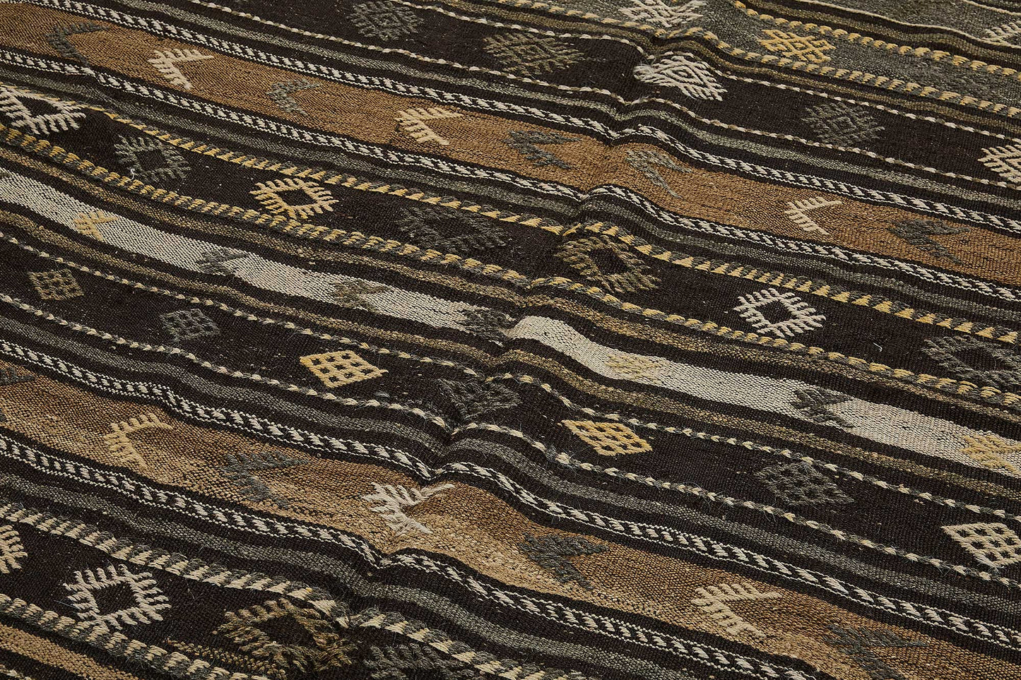 6x11 Vintage Turkish Goat Hair Kilim Rug - 51269