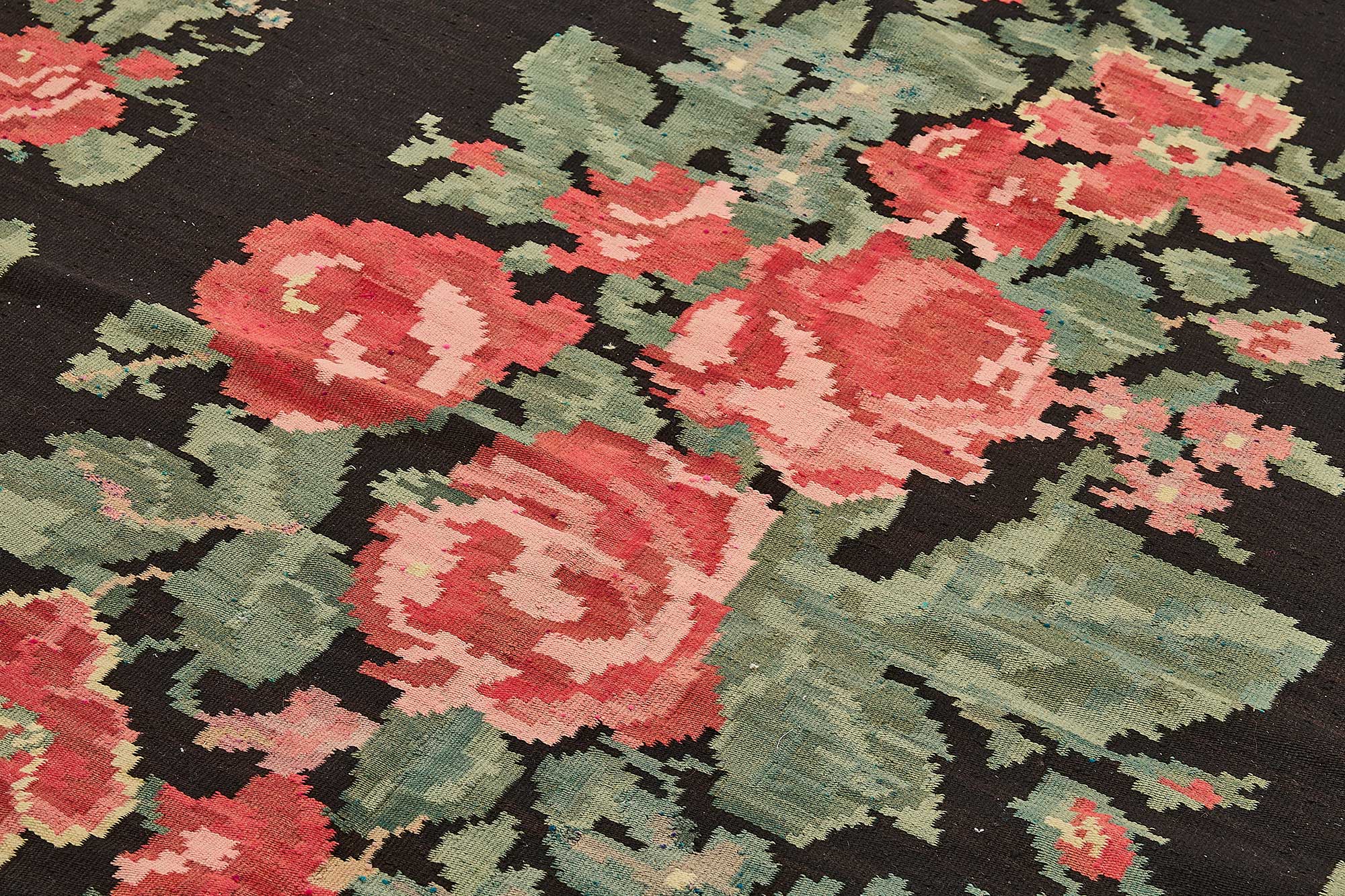 5x9 Black Vintage Moldovan Kilim Rug - 51289