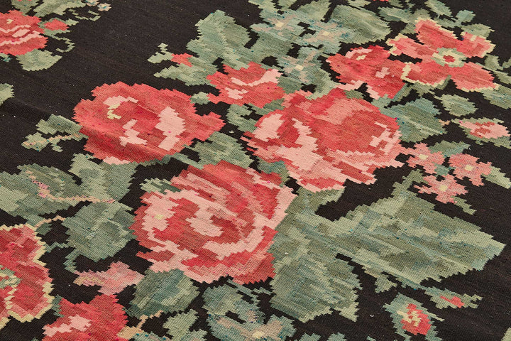 5x9 Black Vintage Moldovan Kilim Rug - 51289
