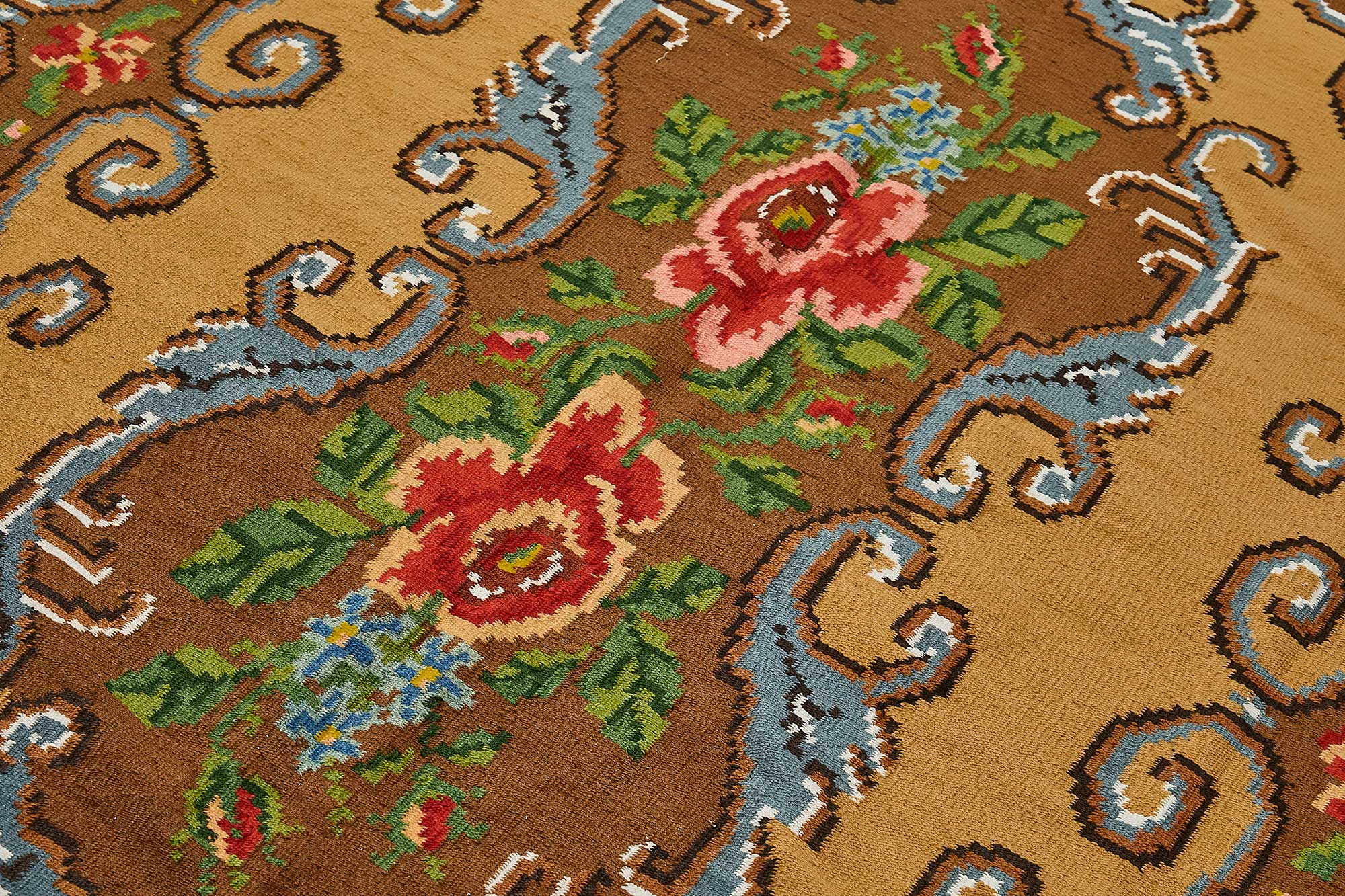 6x9 Brown Vintage Moldovan Kilim Rug - 51298