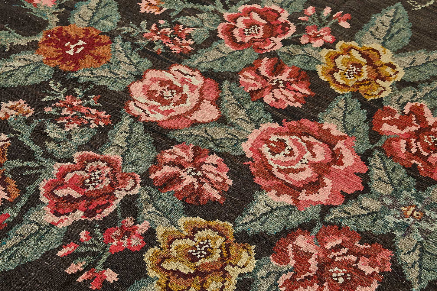 6x9 Black Vintage Moldovan Kilim Rug - 51301