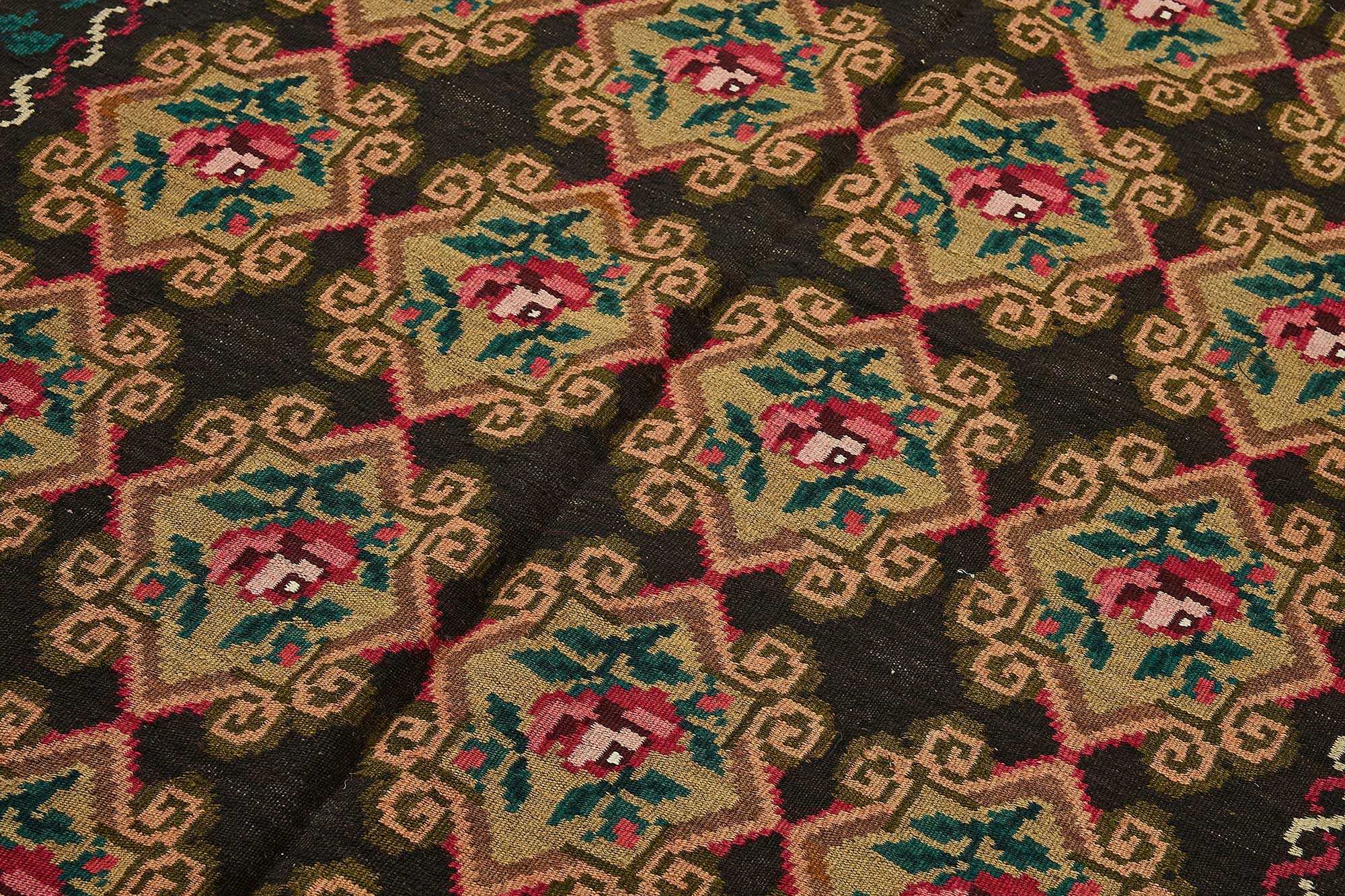 5x9 Black Vintage Moldovan Kilim Rug - 51303