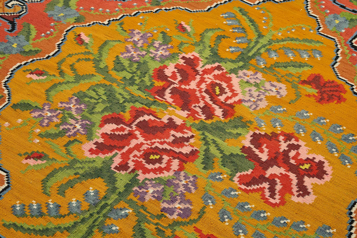 6x10 Black Vintage Moldovan Kilim Rug - 51323
