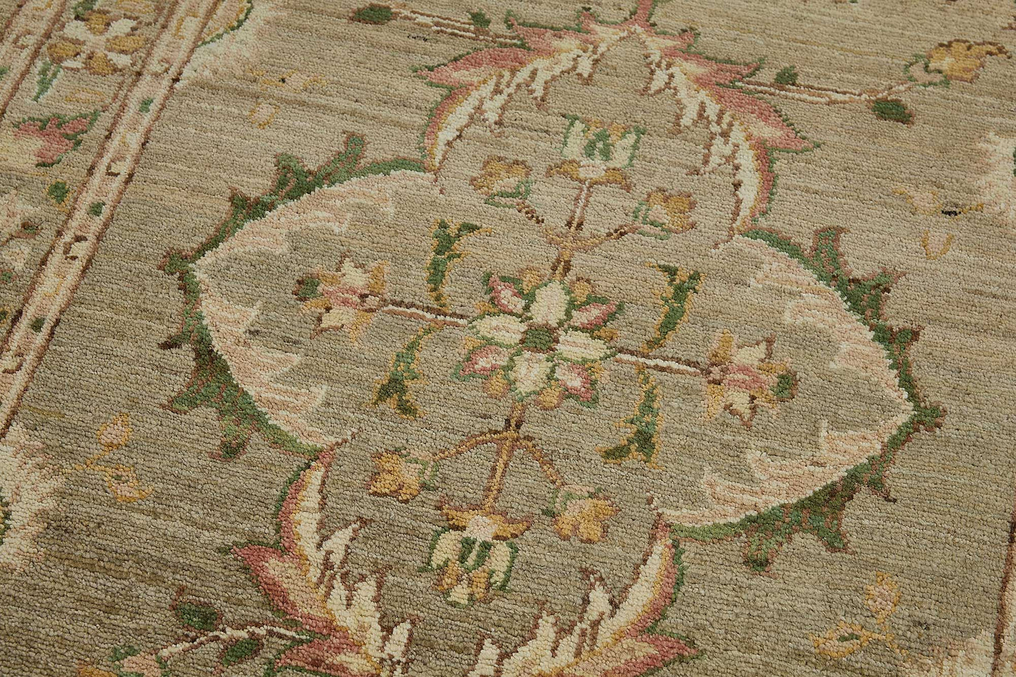 3x9 Beige Handmade Floral Medallion Oushak Rug - 51413