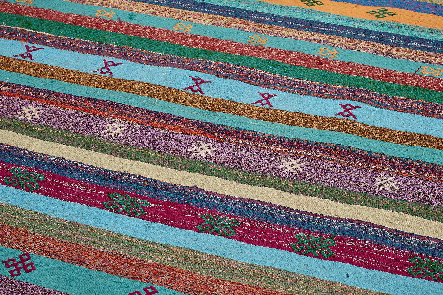 5x11 Handmade Vintage Chaput Kilim Rug - 51818