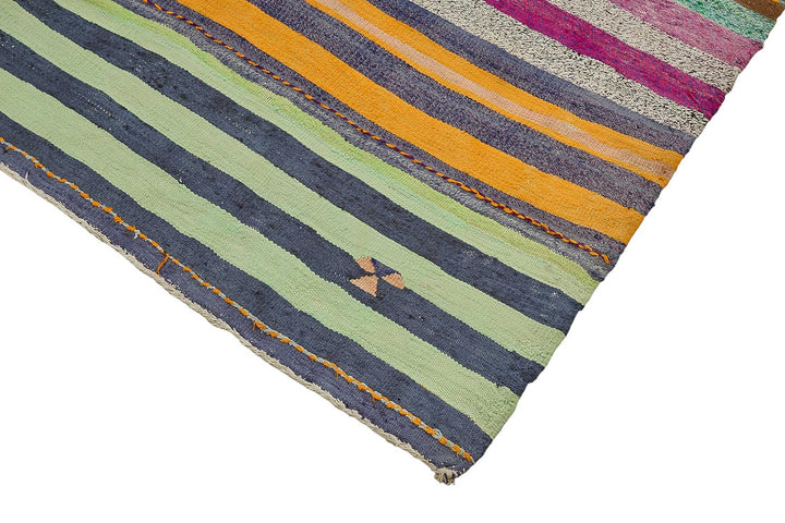 6x9 Handmade Vintage Chaput Kilim Rug - 51821