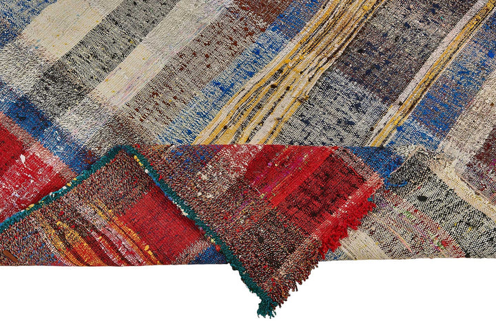 5x9 Handmade Vintage Chaput Kilim Rug - 51832
