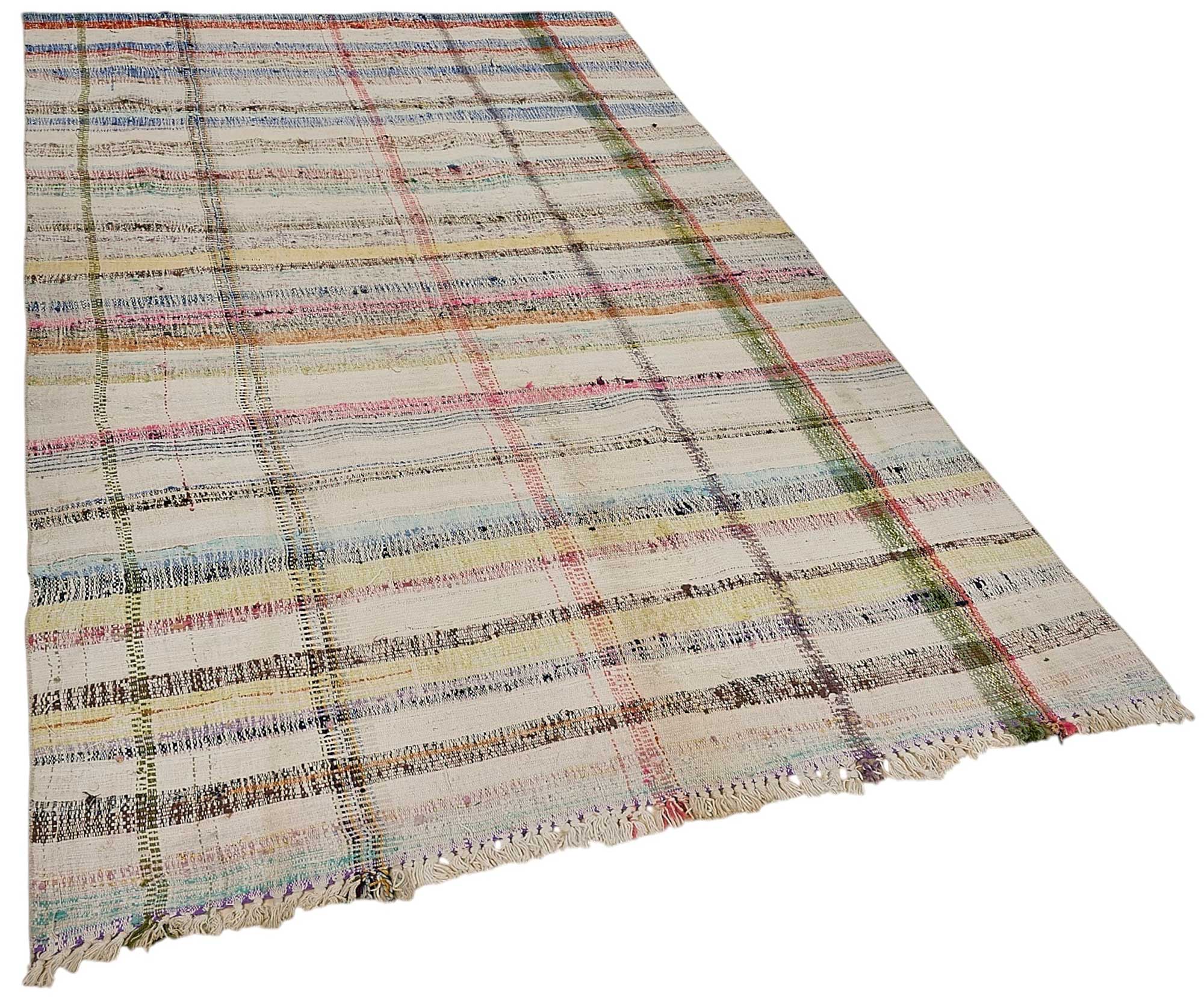 5x8 Handmade Vintage Chaput Kilim Rug - 51834