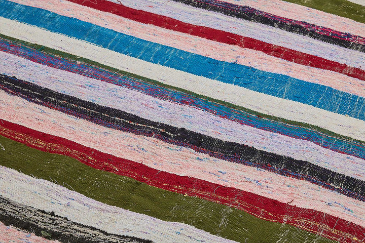 6x10 Handmade Vintage Chaput Kilim Rug - 51841