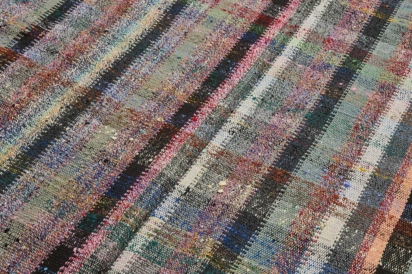 6x9 Handmade Vintage Chaput Kilim Rug - 51847