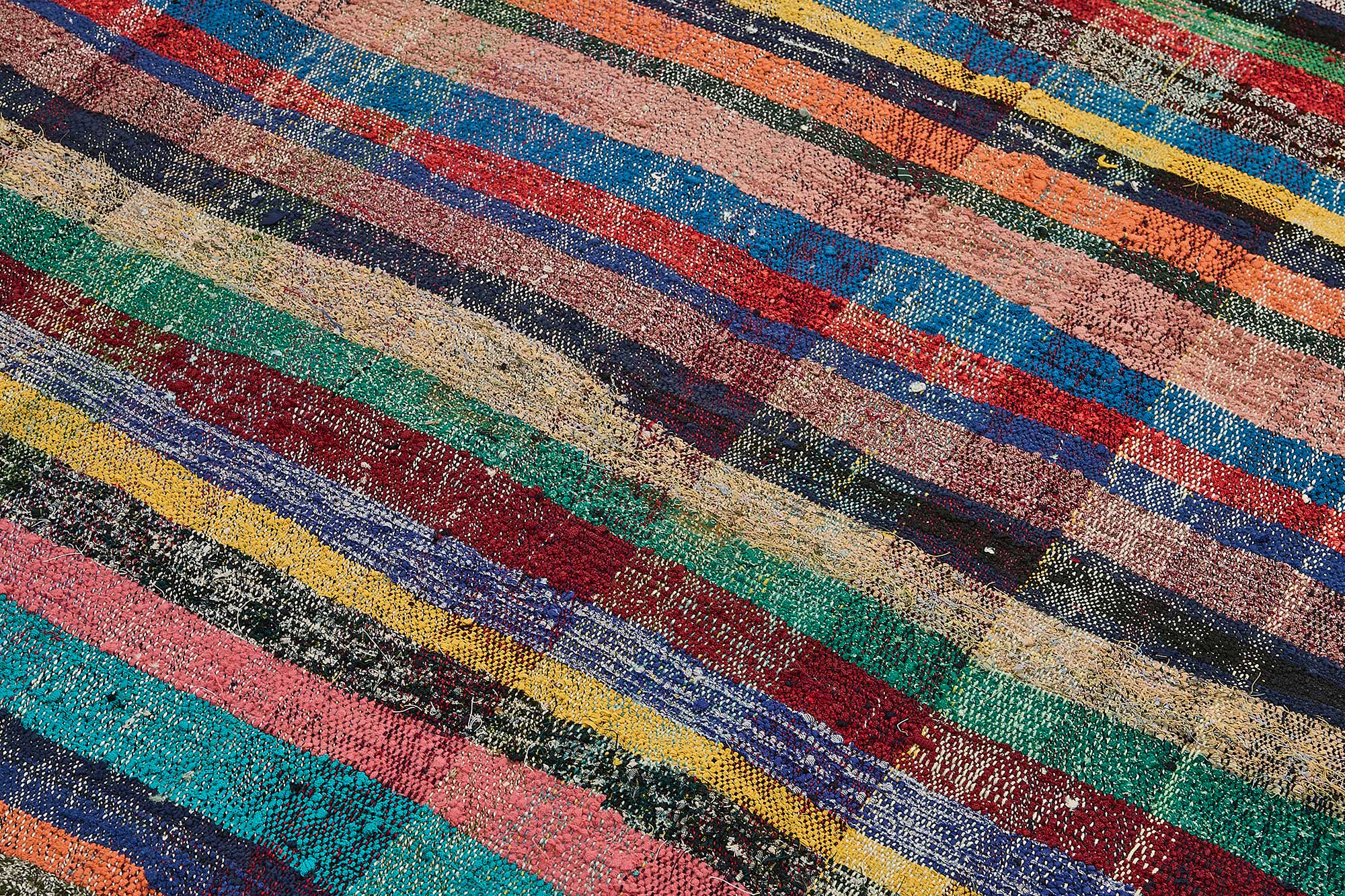 6x9 Handmade Vintage Chaput Kilim Rug - 51850