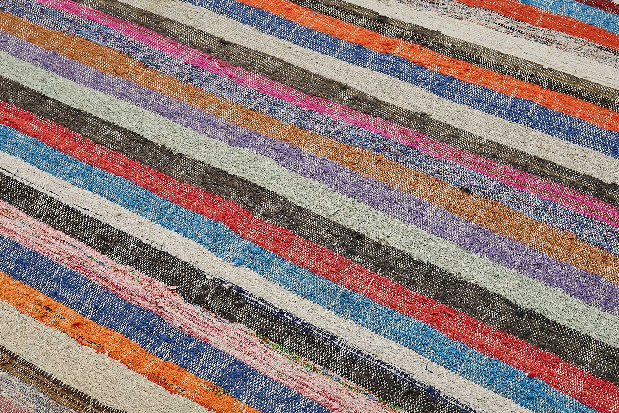 6x9 Handmade Vintage Chaput Kilim Rug - 51858