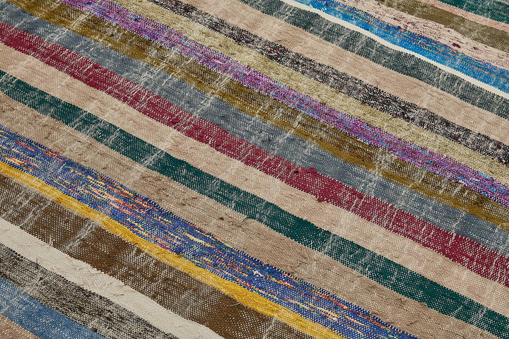 6x9 Handmade Vintage Chaput Kilim Rug - 51859