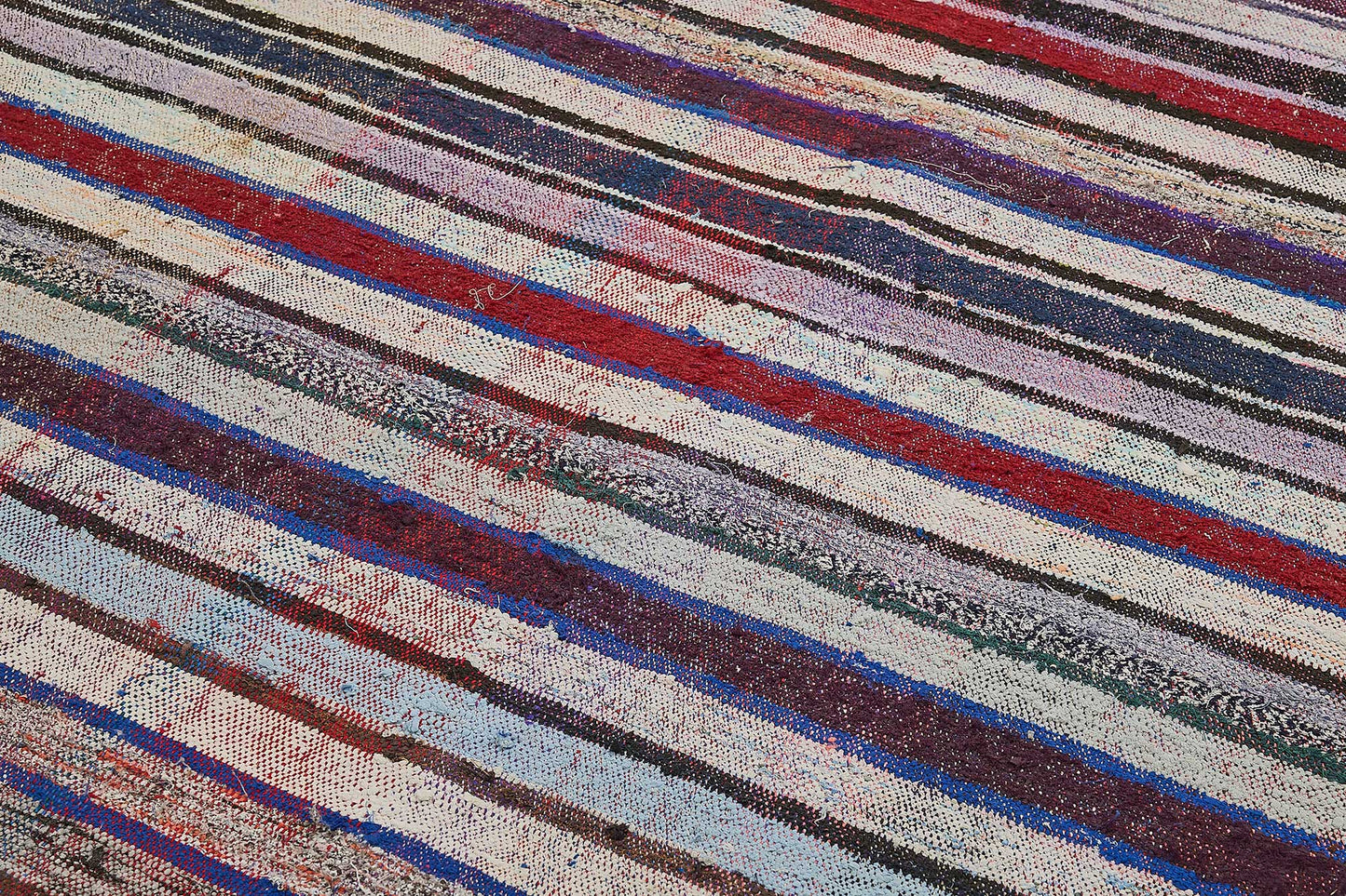 6x10 Handmade Vintage Chaput Kilim Rug - 51862
