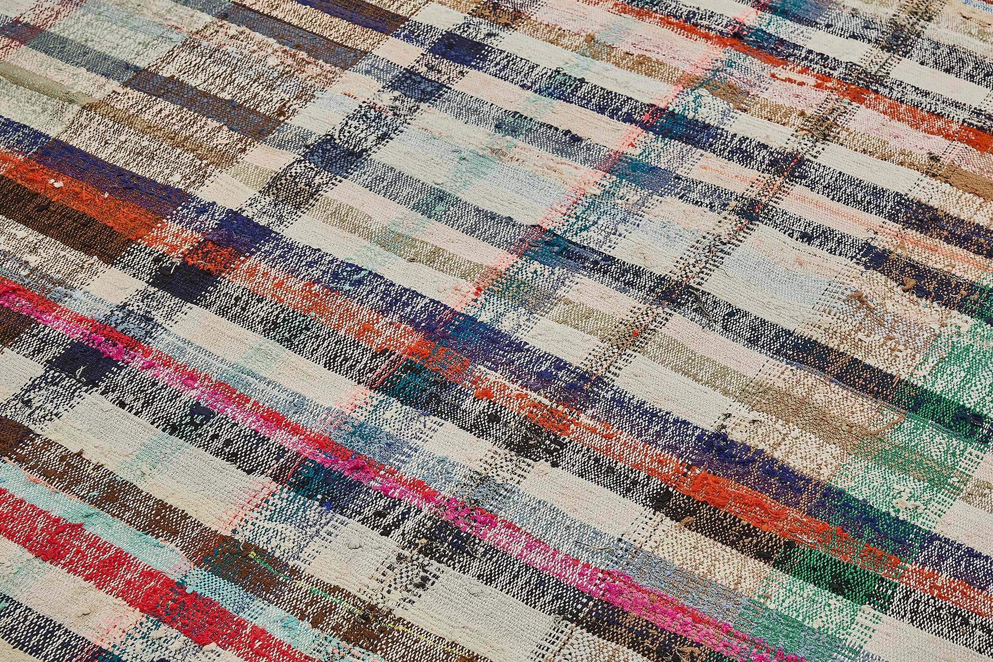 6x10 Handmade Vintage Chaput Kilim Rug - 51877