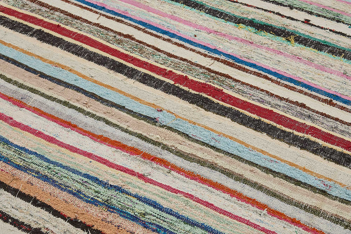 6x10 Handmade Vintage Chaput Kilim Rug - 51880