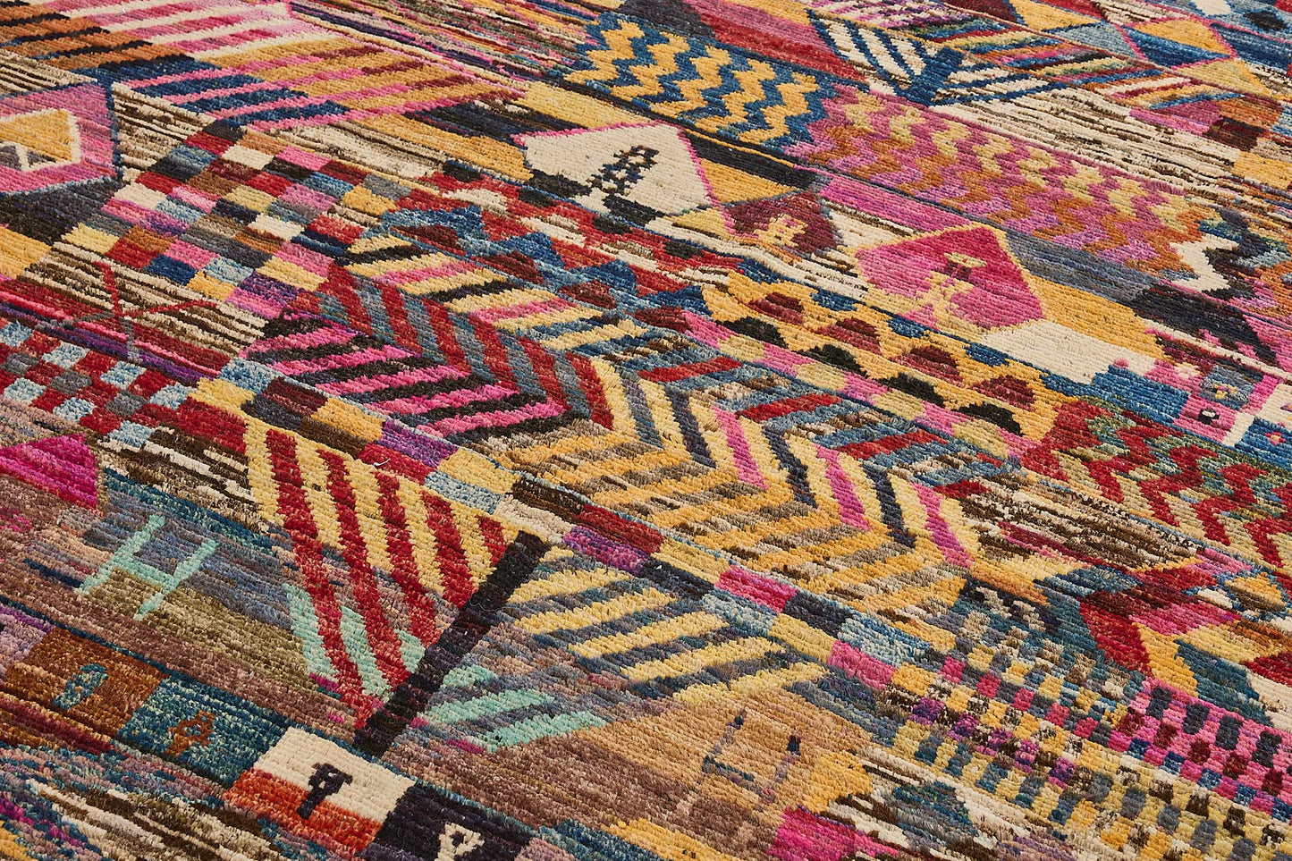 7x10 Multicolor Modern Tribal Rug - 51945